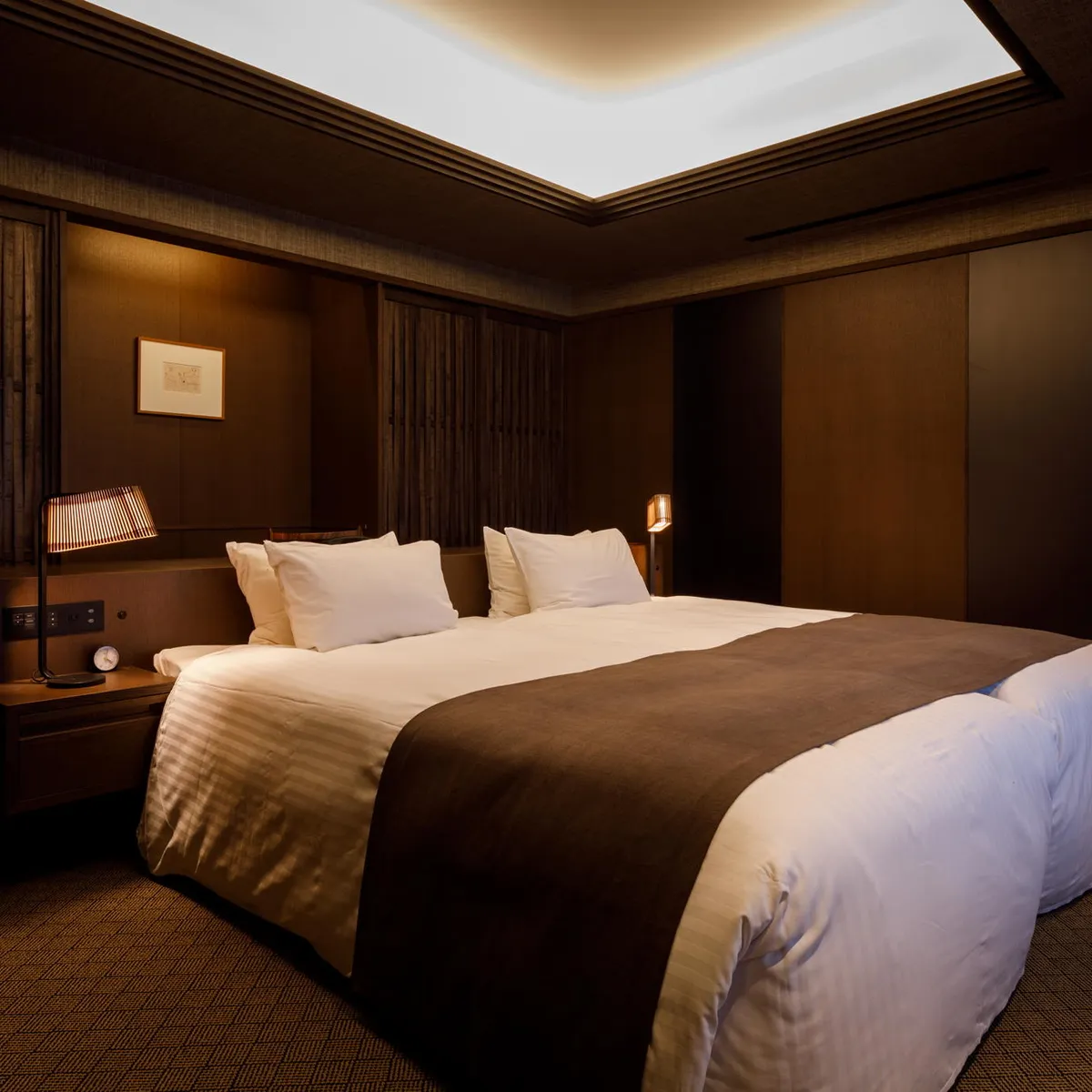 Duxiana beds proudly hold the OEKOTEX Standard certification, which guarantees that the bed is free from harmful chemicals and safe for both human health and the environment. This certification provides peace of mind, knowing that your bed has been tested and verified to meet strict ecological standards.
